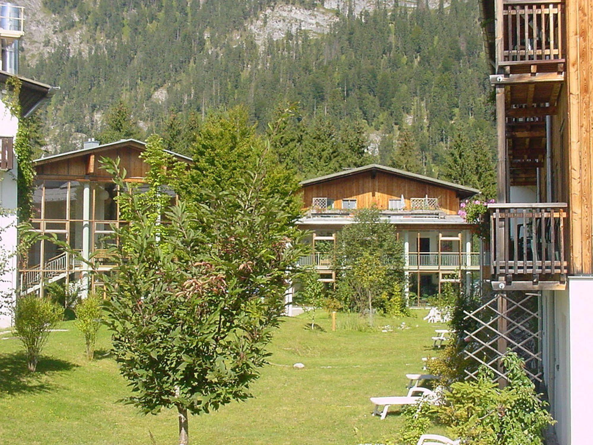 Outdoorhotel Jaeger Von Fall Lenggries Exterior photo
